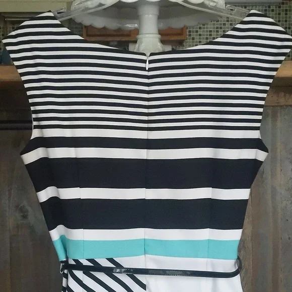 London Times Striped Shift Dress with Belt - Women's 10 - Picture 6 of 8